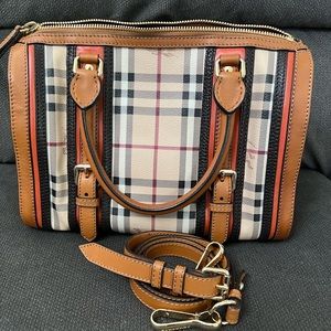 Burberry boston bag